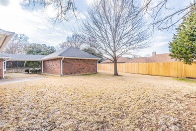 2132 Oakmeadow St, Bedford, TX 76021 - photo 6