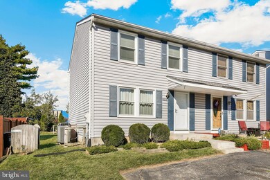 9213 Wilbur Ct, Columbia, MD 21046 - photo 2