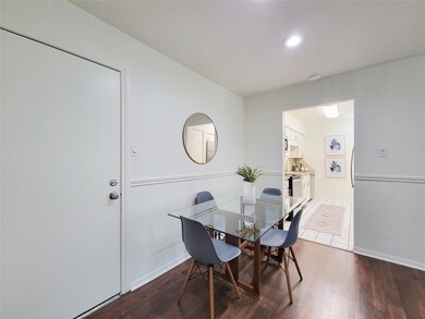 1201 Bering Dr unit 44, Houston, TX 77057 - photo 7