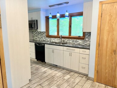 397 Cross St, Hanson, MA 02341 - photo 6