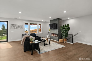 838 Autumn Crest Dr, Wenatchee, WA 98801 - photo 4