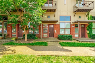 852 East 8th Street HD-70