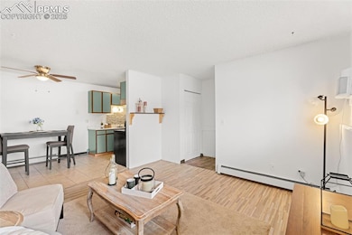 5034 El Camino Dr unit 31, Colorado Springs, CO 80918 - photo 4