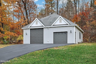 1306 Putnam Rd, Schenectady, NY 12306 - photo 4