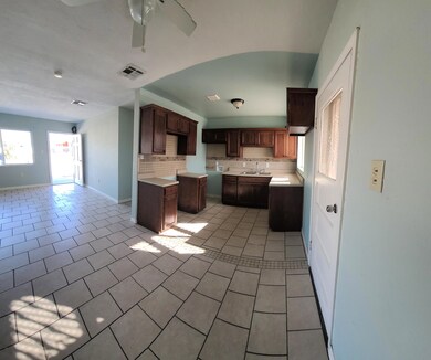 7508 Benson Dr, El Paso, TX 79915 - photo 6