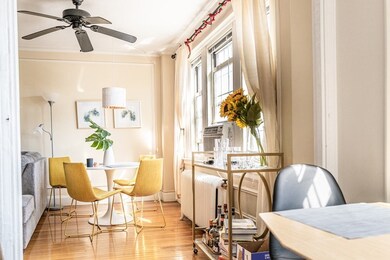 Warwick Condos unit 501, Brookline, MA 02446 - photo 2