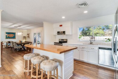 3-web-or-mls-206 Corona-3