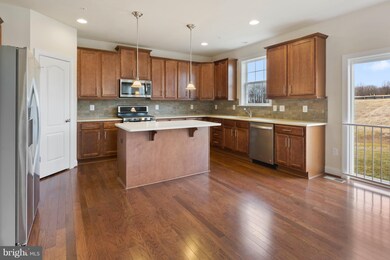 6742 Mccormick Dr, Bryans Road, MD 20616 - photo 5