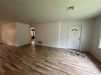 415 N Florence Ave, Shawnee, OK 74801 - photo 3