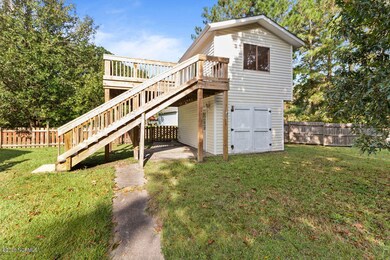 905 Welsh Ln, Jacksonville, NC 28546 - photo 2