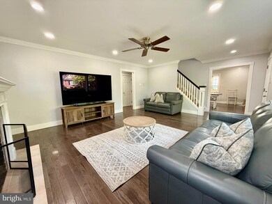 129 Lee Cir, Bryn Mawr, PA 19010 - photo 7