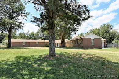 39827 Morris Creek Rd, Howe, OK 74940 - photo 3