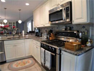 34 Pearl Rd, Saugus, MA 01906 - photo 4