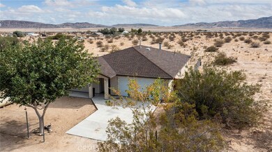 4949 1st St E, Joshua Tree, CA 92252 - photo 2