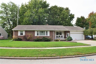 711 W College Ave, Woodville, OH 43469 - photo 2