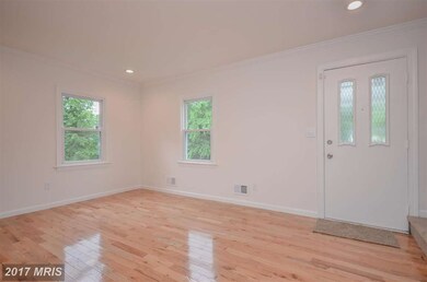 6314 Tuckerman St, Riverdale, MD 20737 - photo 2