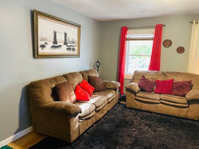 35 Andrew St, Springfield, MA 01109 - photo 5