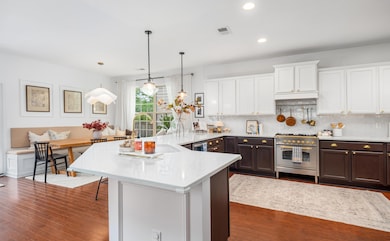 2283 Show Basket Way-9