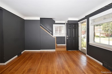 2714 Glenview Ave, Royal Oak, MI 48073 - photo 4