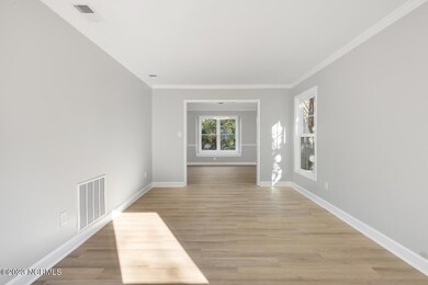 2463 Northwoods Dr, Jacksonville, NC 28540 - photo 7