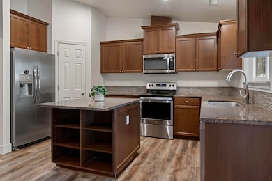 60154 Turquoise Rd, Bend, OR 97702 - photo 6