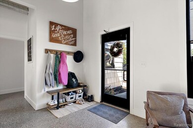 1300 Batavia Ave unit 2, Royal Oak, MI 48067 - photo 6