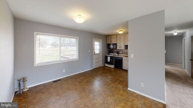 611 Mulberry Ln, Edgewood, MD 21040 - photo 6