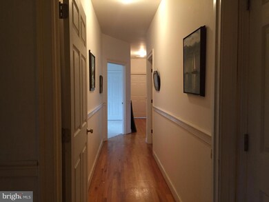 7256 Greenwich Rd unit A, B, C, Nokesville, VA 20181 - photo 2