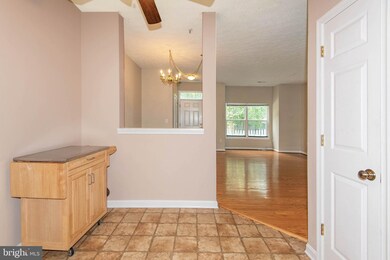 8208 Barrington Ct, Severn, MD 21144 - photo 4