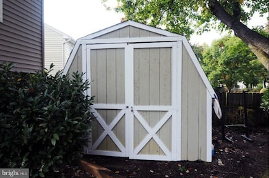 288 Yale Ct, Arnold, MD 21012 - photo 5