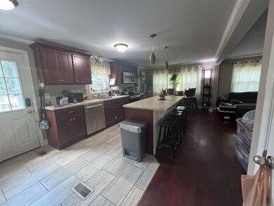 29 Oakwood Cir, Milford, NH 03055 - photo 6