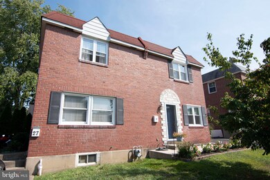 27 W Garrison Rd, Brookhaven, PA 19015 - photo 2