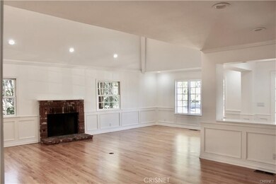 21342 Lopez St, Woodland Hills, CA 91364 - photo 4