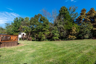 10504 Evanwood Dr, Louisville, KY 40228 - photo 7