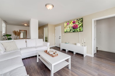 37 Andrew St unit 2, Bayonne, NJ 07002 - photo 3