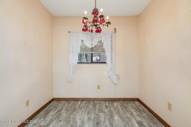 Space for small table in kitchen