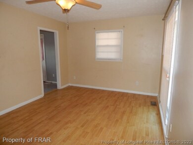 259 Channing Dr, Fayetteville, NC 28303 - photo 4