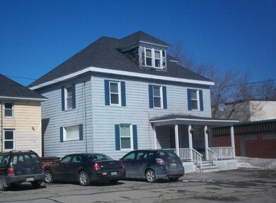 3 Unit building