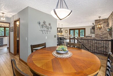 Main Floor - Dining