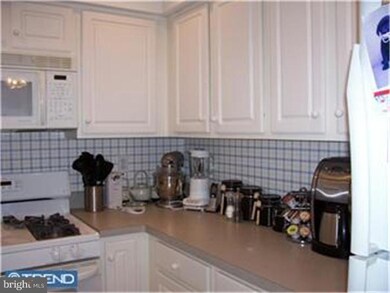 115 Runnymede Ct, Harleysville, PA 19438 - photo 4