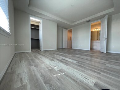 1300 Eucalyptus Dr unit 1, Hollywood, FL 33021 - photo 4