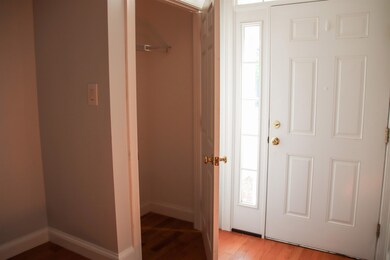 22 Lilac Ln, Newmarket, NH 03857 - photo 3