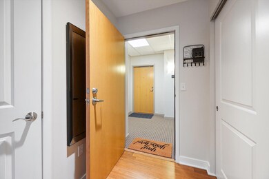 07-111-N-Ashley-St-Ann-Arbor-MI-48104-Wi