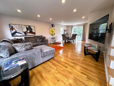 Cape-Cod-Condo-LR-1a