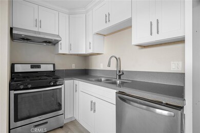 11731 Runnymede St unit 3, North Hollywood, CA 91605 - photo 6