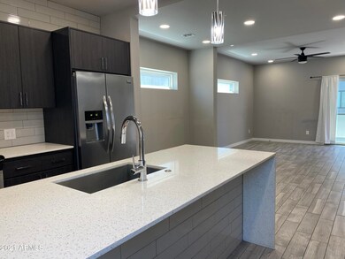 2727 E Thomas Rd unit 15, Phoenix, AZ 85016 - photo 2