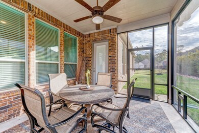 213 Fox Trotter, the Woodlands, TX 77382 - photo 2