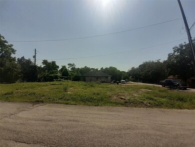 7001 Saint Augustine St, Houston, TX 77021 - photo 3