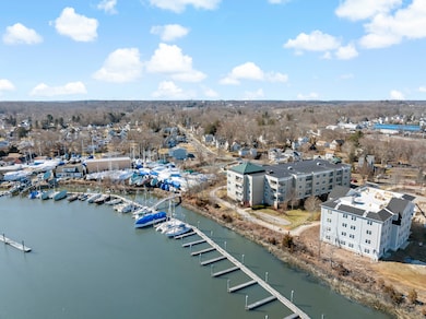 60 Maple St unit 40B, Branford, CT 06405 - photo 2