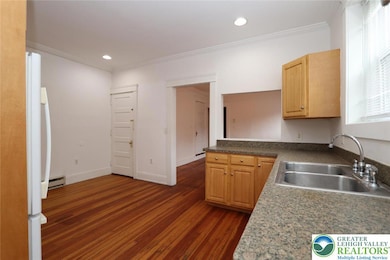 728 E 6th St unit 1, Bethlehem, PA 18015 - photo 3